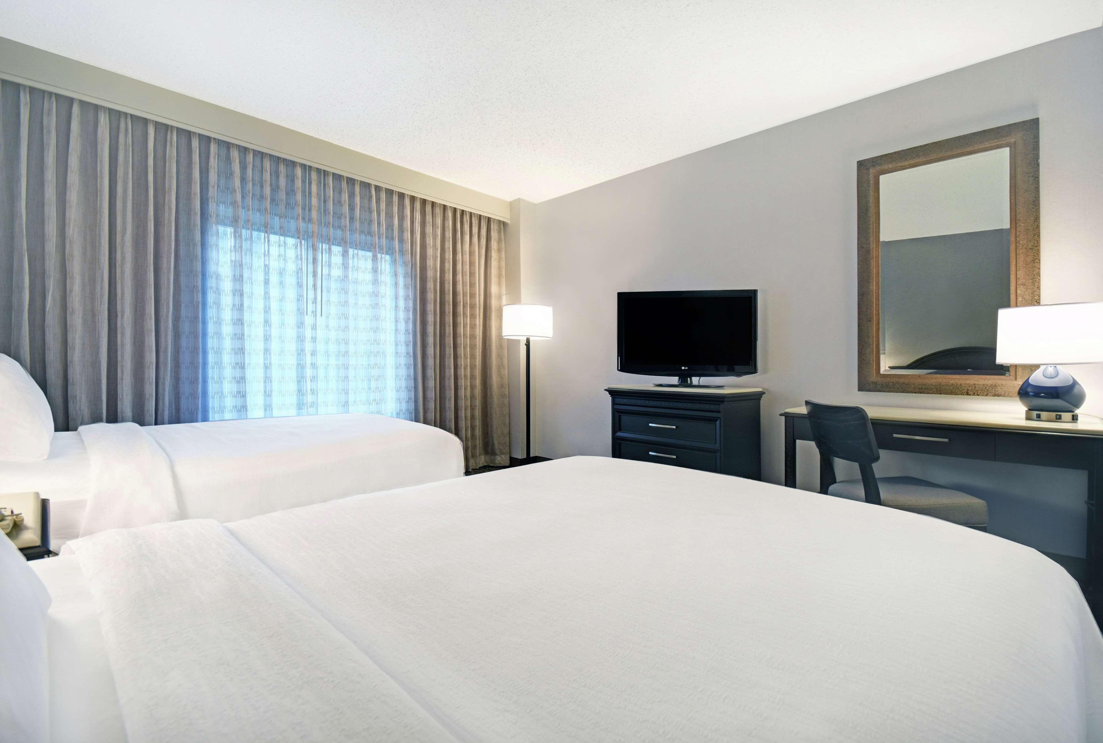 Embassy Suites Charleston Esterno foto