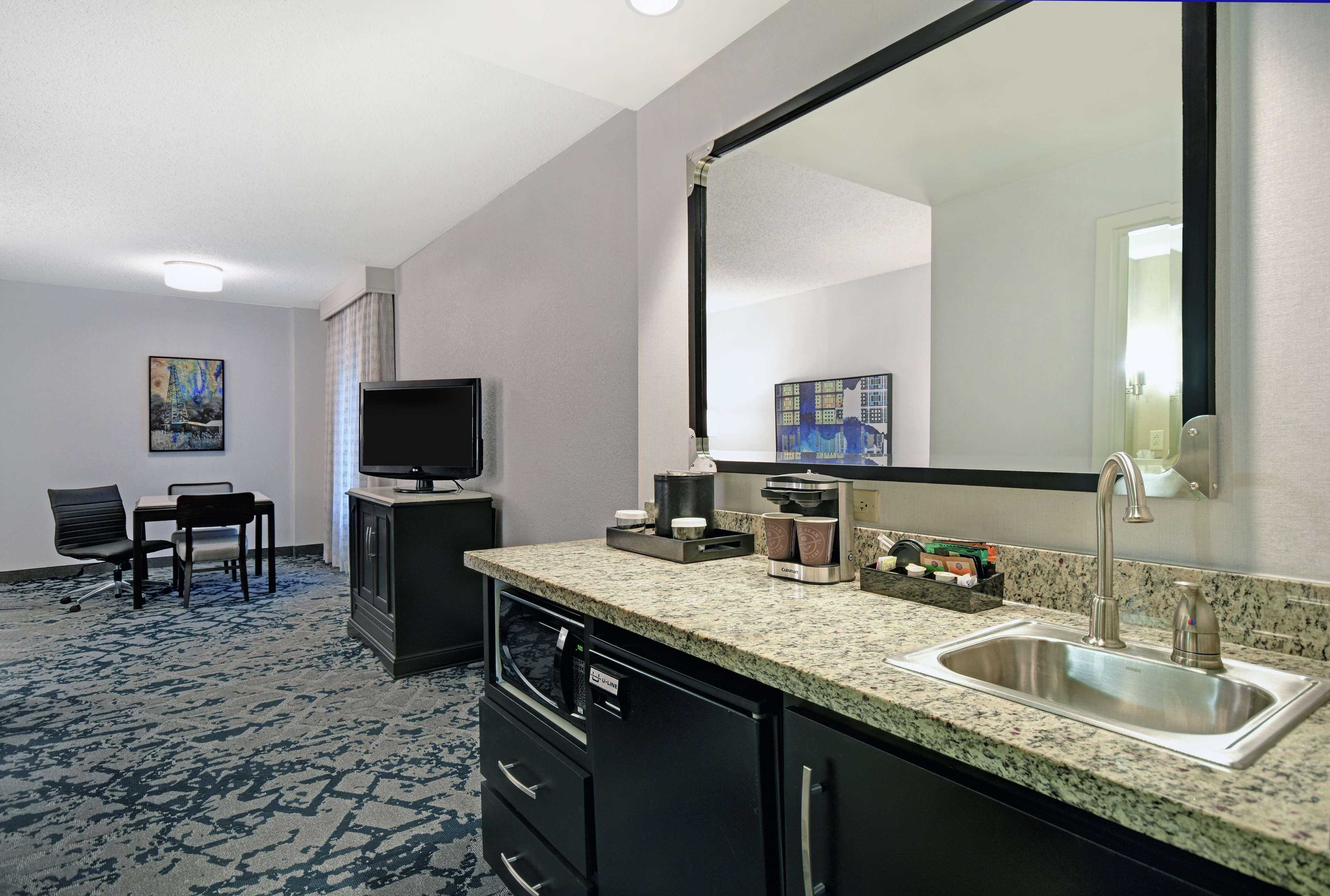 Embassy Suites Charleston Esterno foto
