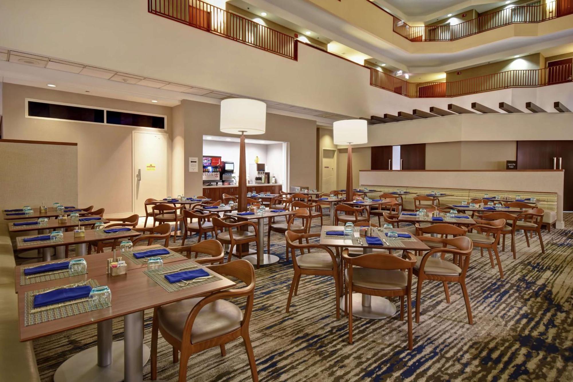 Embassy Suites Charleston Esterno foto